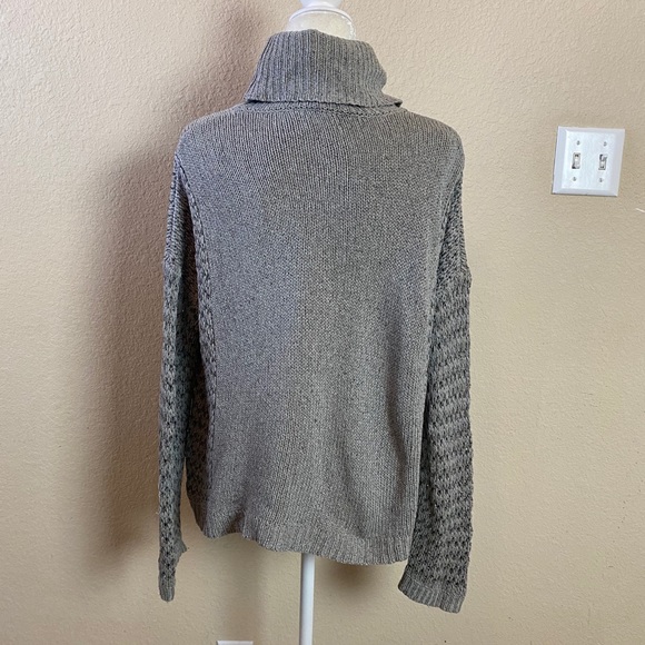 Theory Grey Silk/Linen Blend Turtleneck Sweater - Picture 6 of 11